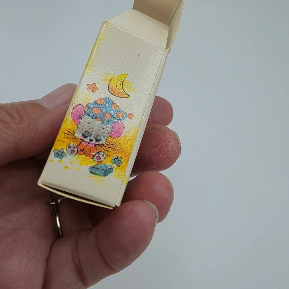 Avon‎ Minute Mouse Pin Clock Feature Vintage 1974 Kitsch Accessory One Size